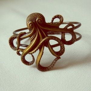 Octopus bracelet